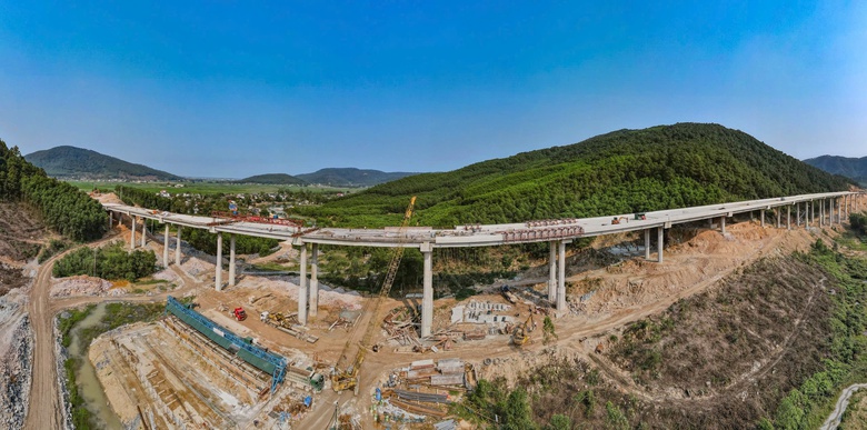 Bộ X&acirc;y dựng y&ecirc;u cầu siết quản l&yacute; hoạt động đầu tư x&acirc;y dựng, ngăn chặn l&atilde;ng ph&iacute; nguồn lực- Ảnh 3.