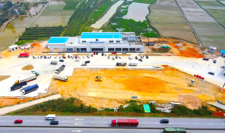 Cục Đường bộ Việt Nam th&uacute;c tiến độ, cảnh b&aacute;o xử l&yacute; vi phạm hợp đồng trạm dừng nghỉ- Ảnh 1.