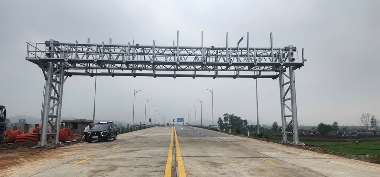 Cao tốc Bắc - Nam qua H&agrave; Tĩnh gấp r&uacute;t ho&agrave;n thiện hạ tầng, sẵn s&agrave;ng vận h&agrave;nh thu ph&iacute;- Ảnh 2.
