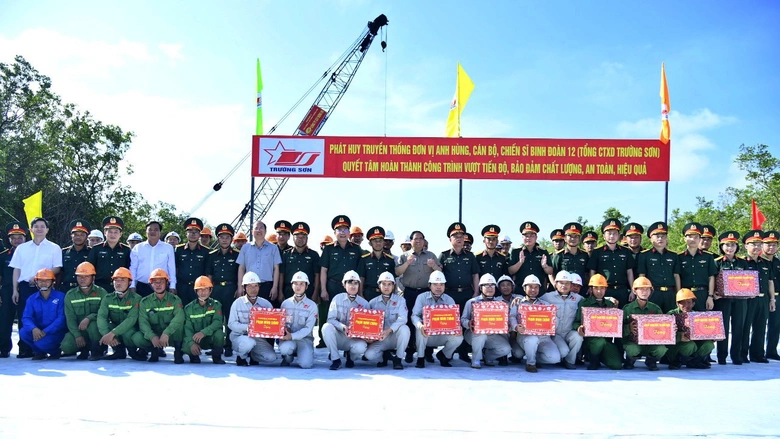 Đột ph&aacute; hạ tầng giao th&ocirc;ng đưa C&agrave; Mau vươn m&igrave;nh ph&aacute;t triển- Ảnh 4.