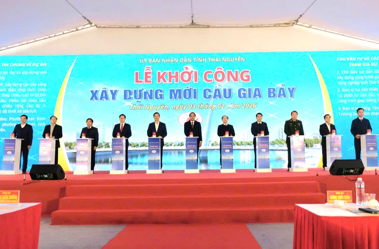 Thái Nguyên: Khởi công cầu Gia Bảy mới để chống lũ- Ảnh 4. Thái Nguyên: Khởi công cầu Gia Bảy mới để chống lũ- Ảnh 4.