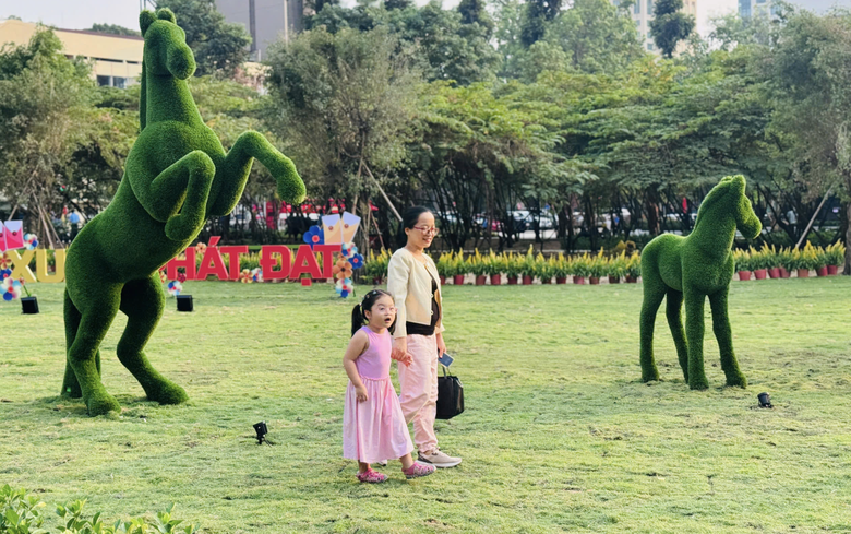 Khởi công metro Bến Thành - Thủ Thiêm, cảng Cái Mép Hạ ngay sau Tết Bính Ngọ- Ảnh 2. Khởi công metro Bến Thành - Thủ Thiêm, cảng Cái Mép Hạ ngay sau Tết Bính Ngọ- Ảnh 2.
