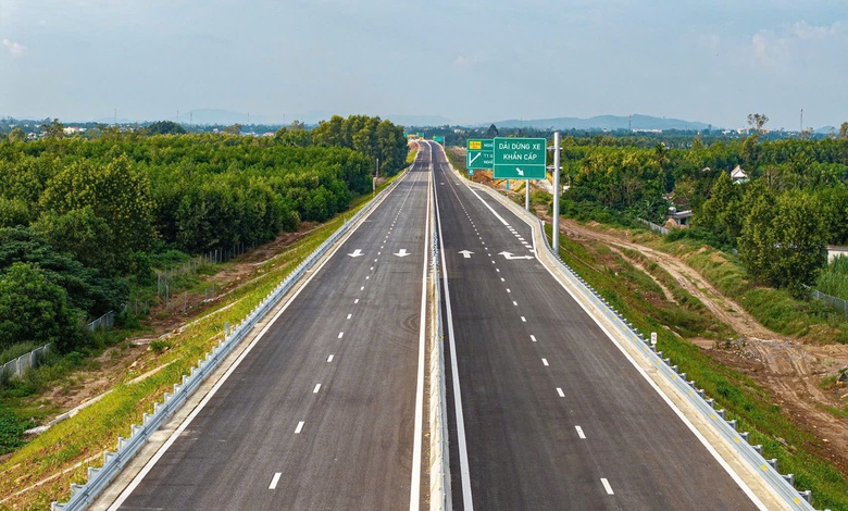 Khởi c&ocirc;ng, ho&agrave;n th&agrave;nh 32 dự &aacute;n giao th&ocirc;ng trong năm 2026- Ảnh 1.