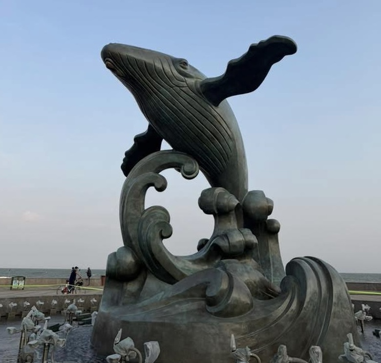 Cá Ông vươn mình - biểu tượng mới làm đẹp diện mạo phố biển Vũng Tàu- Ảnh 10. Cá Ông vươn mình - biểu tượng mới làm đẹp diện mạo phố biển Vũng Tàu- Ảnh 10.