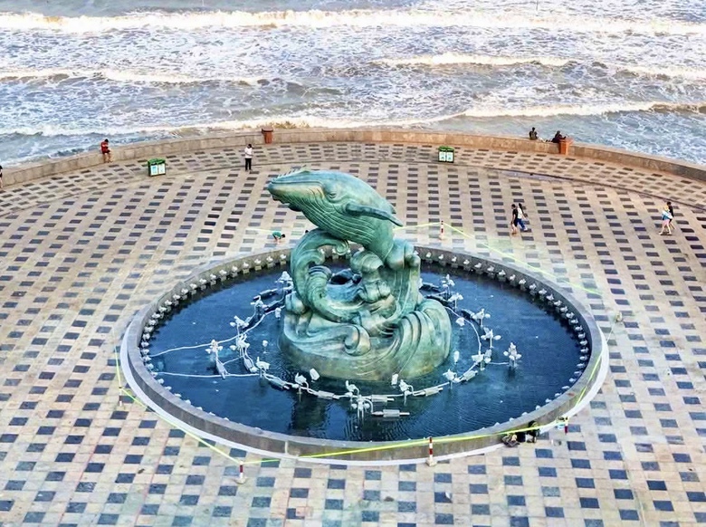 Cá Ông vươn mình - biểu tượng mới làm đẹp diện mạo phố biển Vũng Tàu- Ảnh 7. Cá Ông vươn mình - biểu tượng mới làm đẹp diện mạo phố biển Vũng Tàu- Ảnh 7.