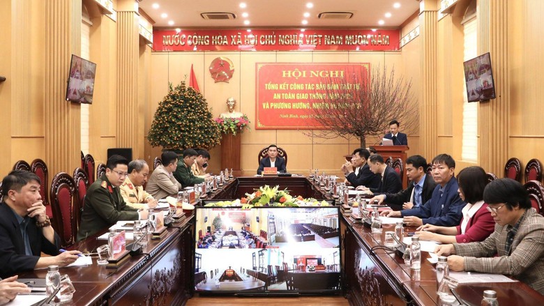 Ninh B&igrave;nh: Kiểm tra, xử l&yacute; 93.519 trường hợp vi phạm TTATGT- Ảnh 2.