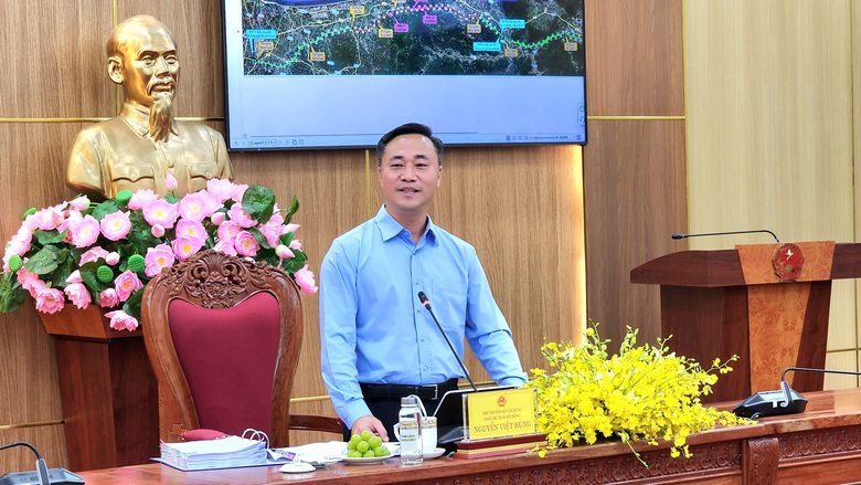 Thứ trưởng Nguyễn Việt H&ugrave;ng: Sớm khai th&aacute;c cao tốc Quảng Ng&atilde;i - Ho&agrave;i Nhơn đ&uacute;ng quy định- Ảnh 1.