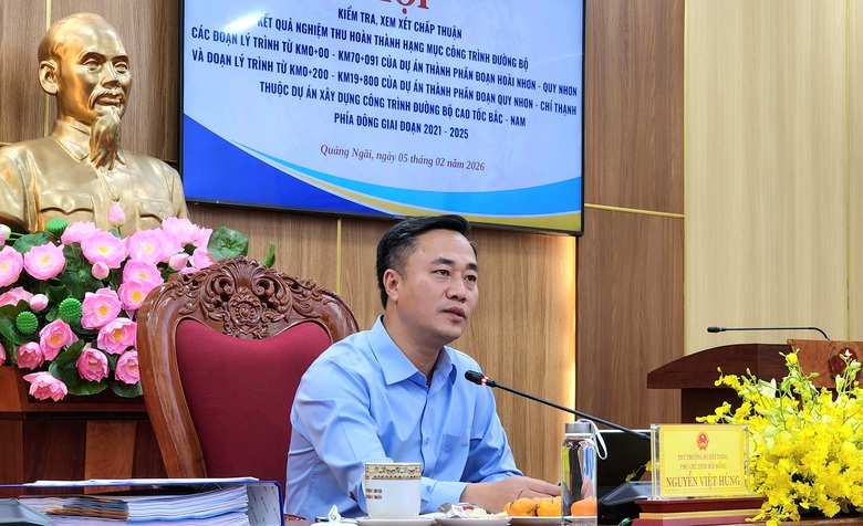 Thứ trưởng Nguyễn Việt H&ugrave;ng: Sẵn s&agrave;ng khai th&aacute;c 90km cao tốc qua miền Trung trước Tết- Ảnh 1.