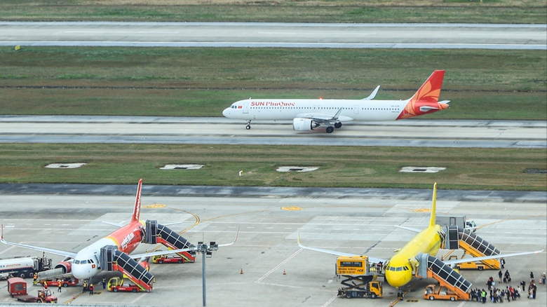 Tăng chuyến bay đ&ecirc;m, bổ sung tải cung ứng tr&ecirc;n c&aacute;c đường bay &ldquo;n&oacute;ng&rdquo; dịp Tết- Ảnh 1.