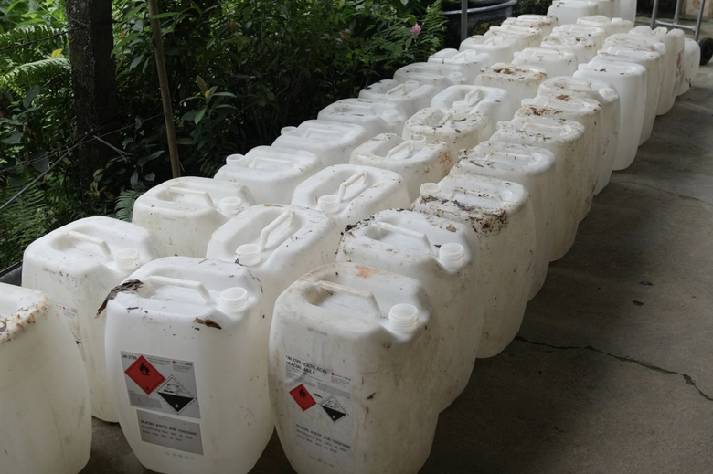 Nghệ An: Triệt ph&aacute; cơ sở sản xuất hơn 60.000 l&iacute;t giấm giả- Ảnh 2.