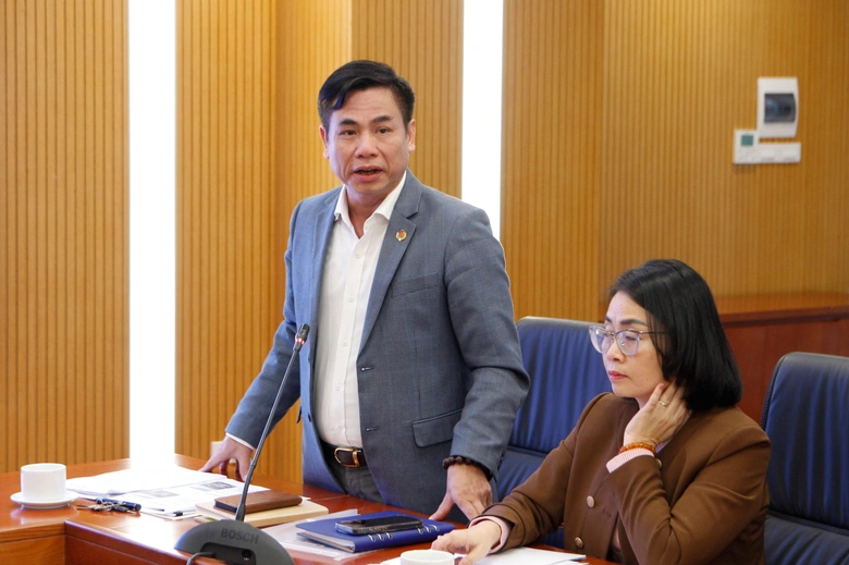 &Ocirc;ng Nguyễn Mạnh Khởi, Ph&oacute; Cục trưởng Cục Ph&aacute;t triển đ&ocirc; thị giới thiệu nội dung Nghị quyết số 111/2025/UBTVQH15 về ph&acirc;n loại đ&ocirc; thị.