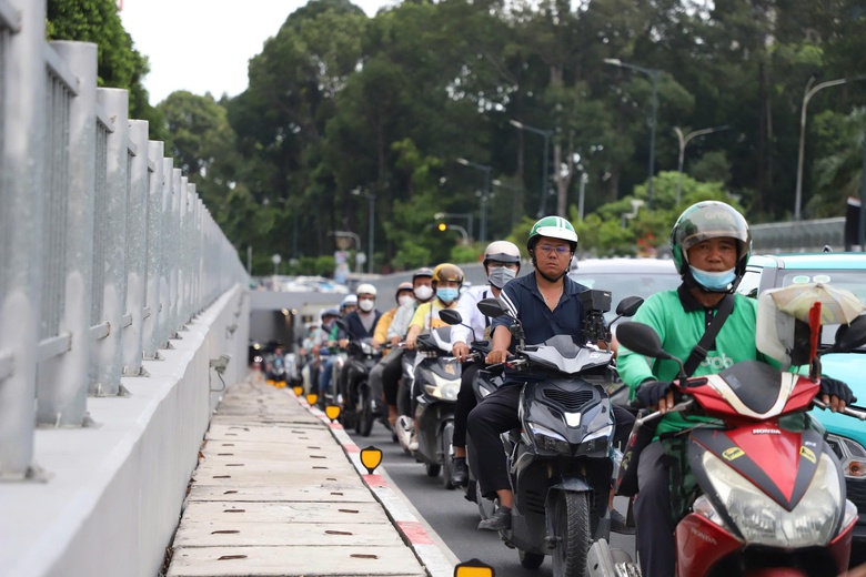 Có nhà ga T3, vì sao giao thông quanh sân bay Tân Sơn Nhất vẫn ùn ứ?- Ảnh 4. Có nhà ga T3, vì sao giao thông quanh sân bay Tân Sơn Nhất vẫn ùn ứ?- Ảnh 4.