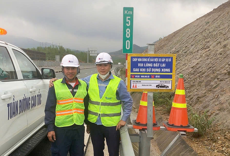 Lượng phương tiện tăng cao dịp Tết, loạt giải pháp cần thiết cho cao tốc qua miền Trung- Ảnh 4. Lượng phương tiện tăng cao dịp Tết, loạt giải pháp cần thiết cho cao tốc qua miền Trung- Ảnh 4.