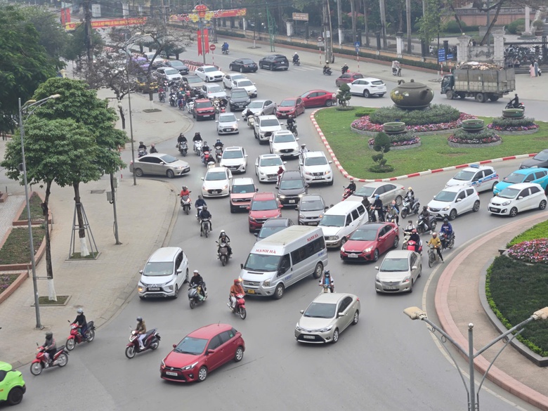 Thái Nguyên tìm lời giải cho bài toán ùn tắc đô thị- Ảnh 5. Thái Nguyên tìm lời giải cho bài toán ùn tắc đô thị- Ảnh 5.
