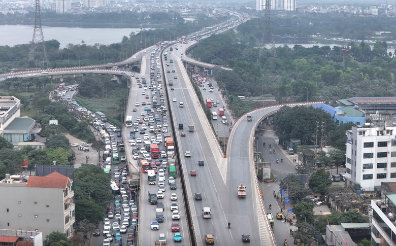 Bộ X&acirc;y dựng chỉ đạo to&agrave;n ng&agrave;nh đảm bảo giao th&ocirc;ng dịp Tết B&iacute;nh Ngọ 2026- Ảnh 1.