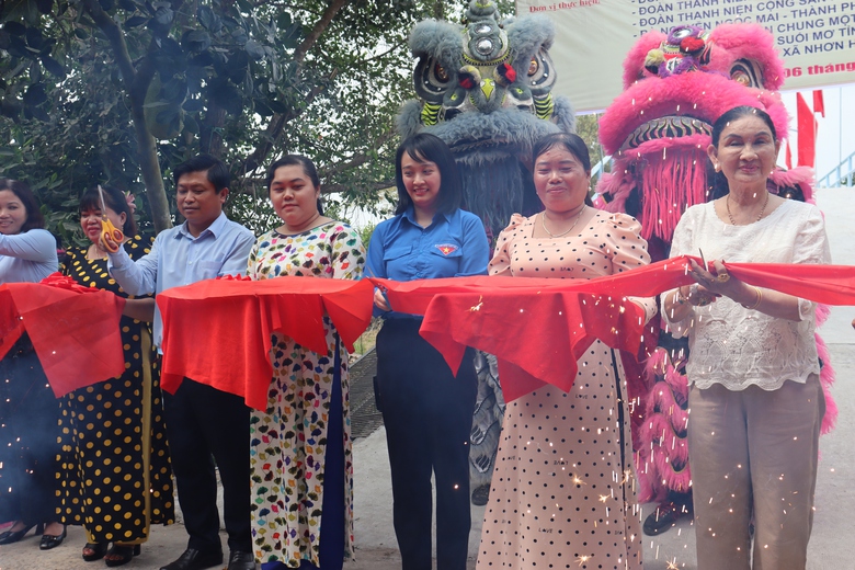 Kh&aacute;nh th&agrave;nh cầu Nh&acirc;n &Aacute;i, tuổi trẻ Bộ X&acirc;y dựng nối nhịp giao th&ocirc;ng v&ugrave;ng bi&ecirc;n T&acirc;y Ninh- Ảnh 1.