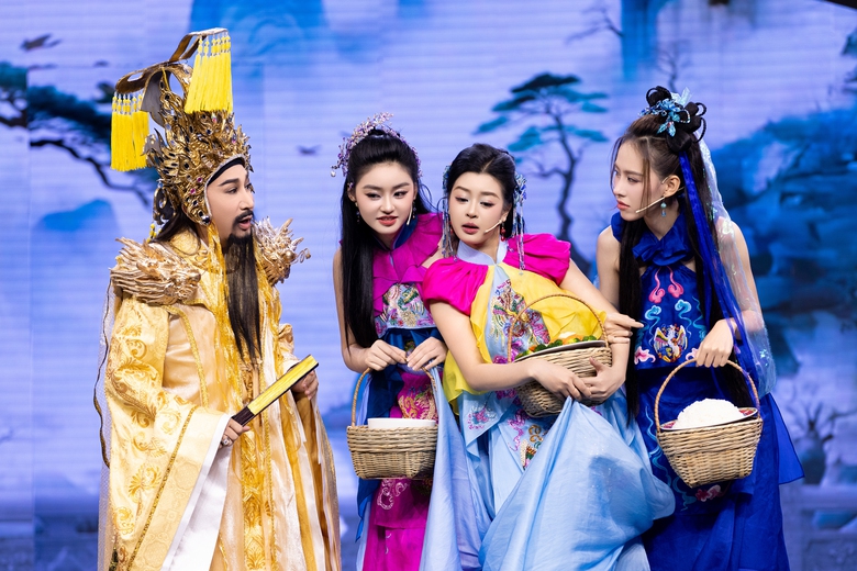 Đạo diễn Ho&agrave;ng Nhật Nam tiết lộ l&yacute; do ưu &aacute;i suất diễn cho hoa hậu, &aacute; hậu trong T&aacute;o Xu&acirc;n- Ảnh 3.