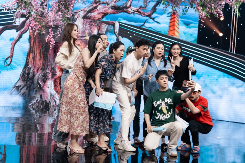 Đạo diễn Ho&agrave;ng Nhật Nam tiết lộ l&yacute; do ưu &aacute;i suất diễn cho hoa hậu, &aacute; hậu trong T&aacute;o Xu&acirc;n- Ảnh 1.