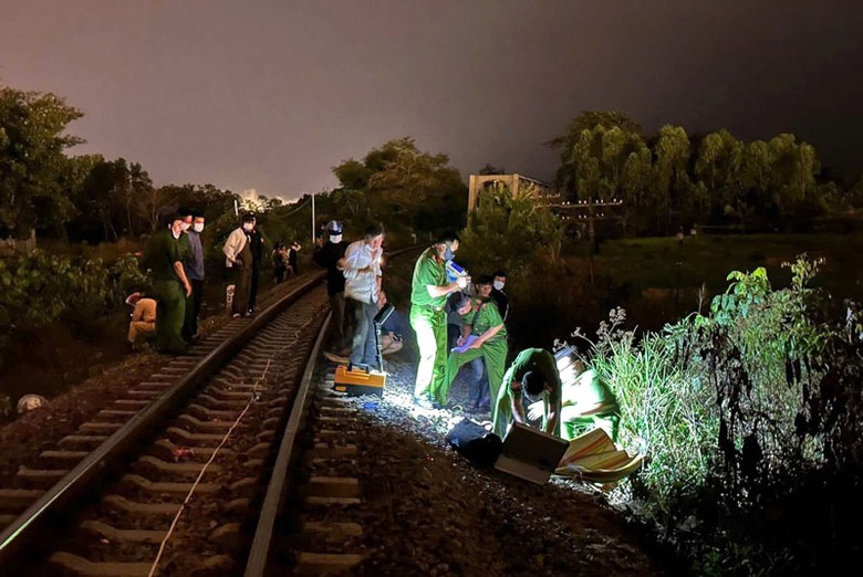 Hiện trường vụ tai nạn giao thông đường sắt. Hiện trường vụ tai nạn giao thông đường sắt.