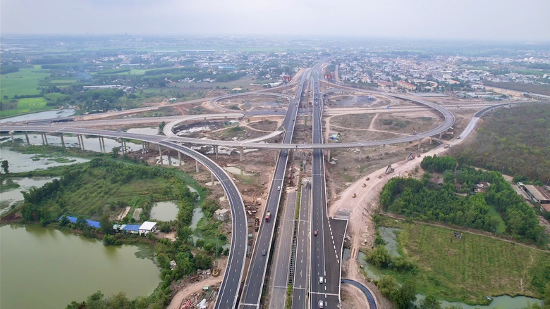 Hoàn thành tuyến chính dự án thành phần 2 cao tốc Biên Hòa - Vũng Tàu trước 12/2- Ảnh 2. Hoàn thành tuyến chính dự án thành phần 2 cao tốc Biên Hòa - Vũng Tàu trước 12/2- Ảnh 2.