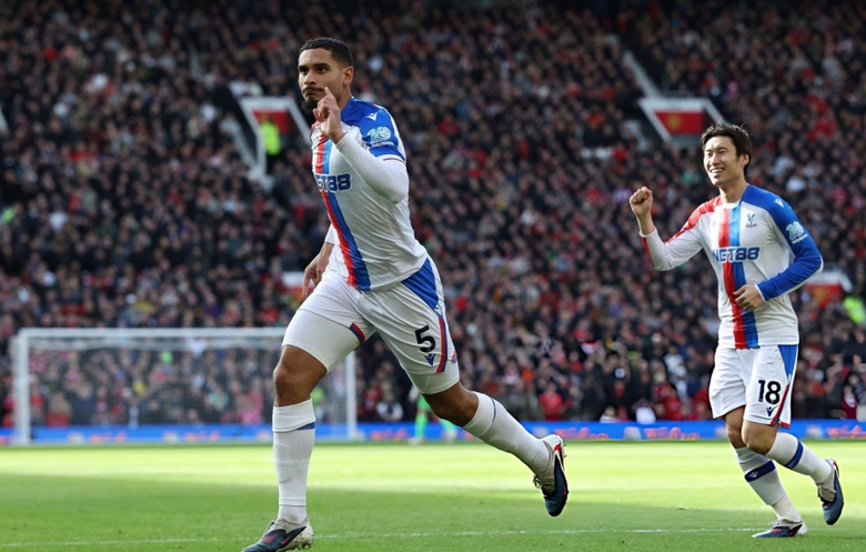 Ngược d&ograve;ng hạ Crystal Palace, MU ch&iacute;nh thức vươn l&ecirc;n vị tr&iacute; thứ 3- Ảnh 1.