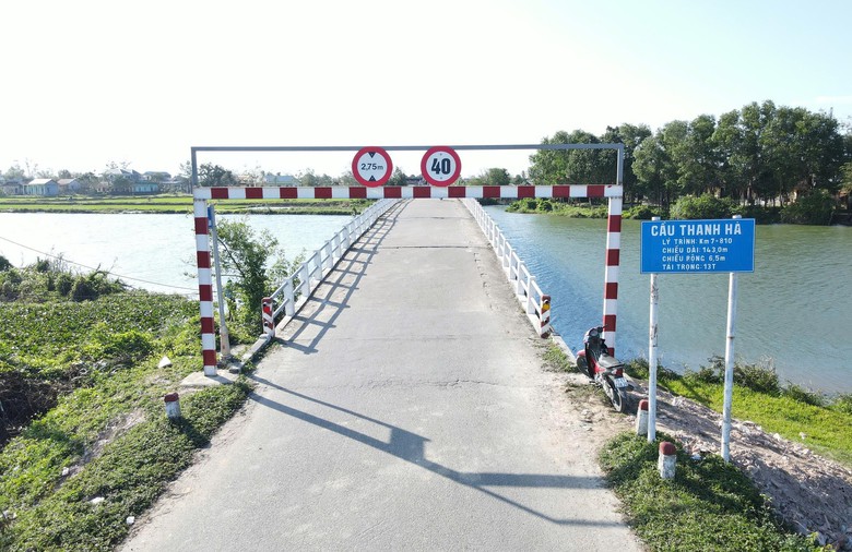 Cận cảnh cầu Thanh H&agrave; xuống cấp, sắp được x&acirc;y mới ở Huế- Ảnh 2.