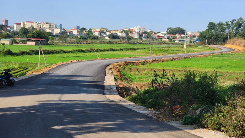 Bắc Ninh: H&agrave;ng trăm hộ d&acirc;n hiến đất mở đường ch&agrave;o mừng bầu cử- Ảnh 7.