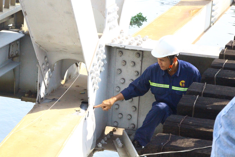 Khởi tố vụ t&agrave;u Th&agrave;nh Đạt 86 đ&acirc;m cầu Ghềnh- Ảnh 4.