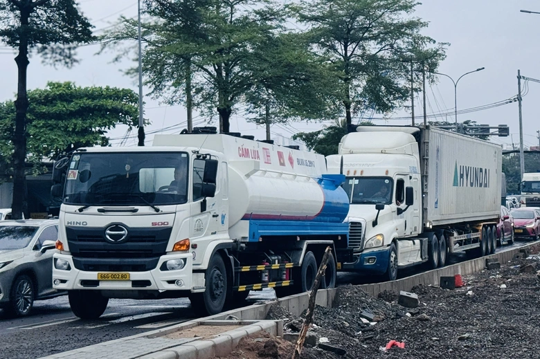 TP.HCM: Sức mua xăng dầu tăng mạnh, doanh nghiệp tăng tốc điều phối nguồn cung- Ảnh 3.