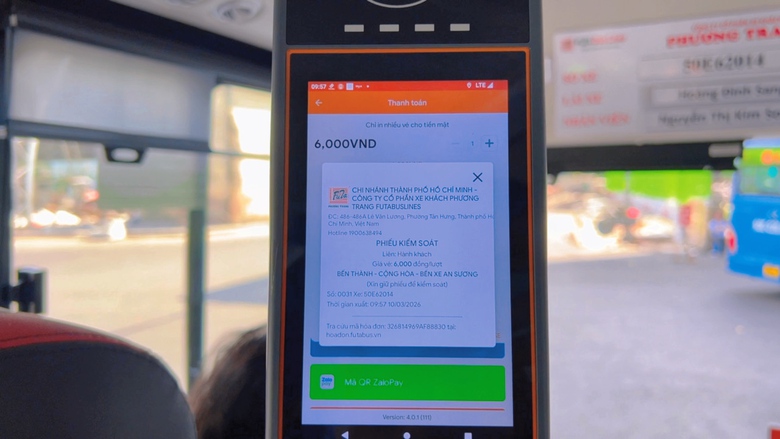 TP.HCM th&iacute; điểm kh&ocirc;ng d&ugrave;ng v&eacute; giấy tr&ecirc;n 16 tuyến xe bu&yacute;t- Ảnh 2.