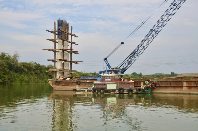 Đồng Nai: Tăng tốc thi c&ocirc;ng, phấn đấu hợp long, th&ocirc;ng xe kỹ thuật cầu Hiếu Li&ecirc;m dịp 30/4- Ảnh 2.