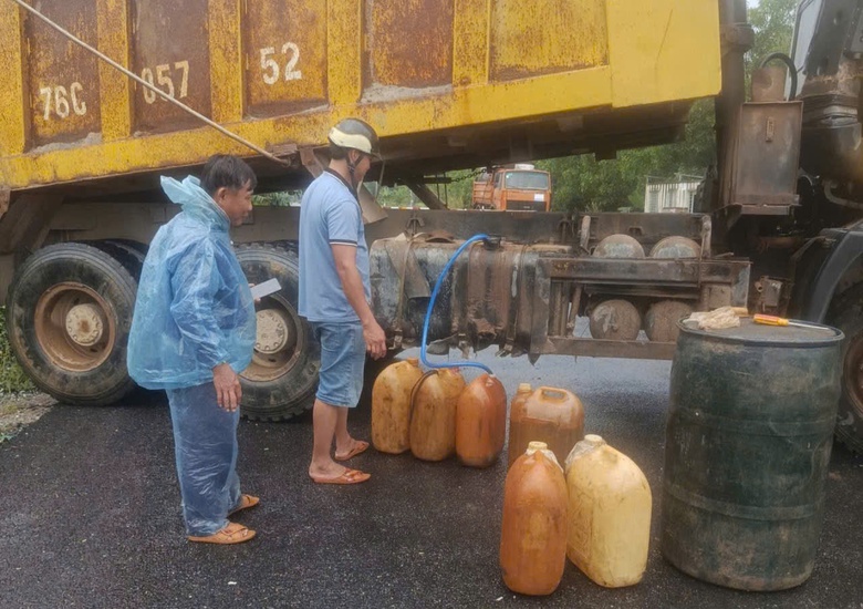 Gi&aacute; xăng dầu tăng, doanh nghiệp vận tải v&agrave; x&acirc;y dựng miền Trung chật vật xoay xở- Ảnh 2.