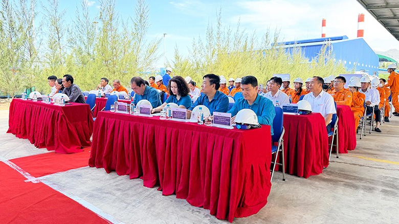 Vĩnh Tân 4: Gieo mầm xanh trên vùng đất nắng gió khô cằn - khởi động "Tết trồng cây" 2026- Ảnh 3.