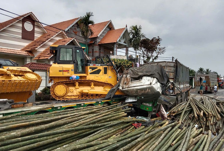 Hiện trường vụ tai nạn. Hiện trường vụ tai nạn.