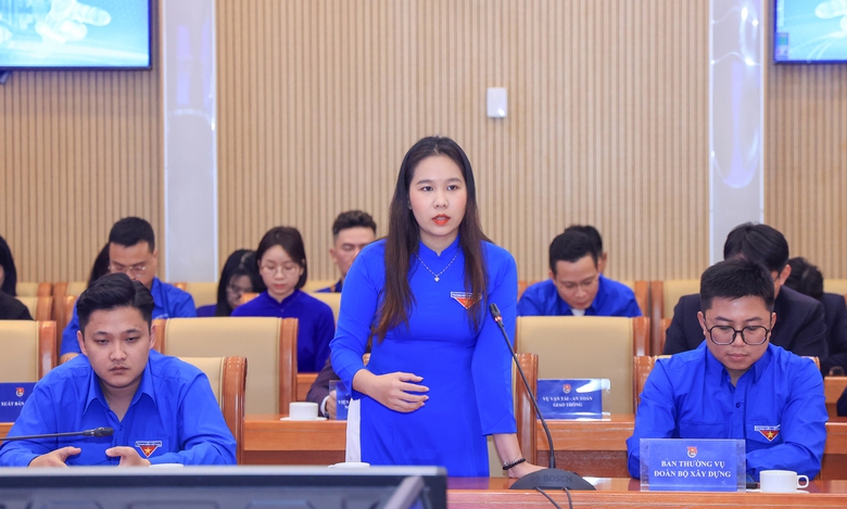 Bộ trưởng Trần Hồng Minh: Tuổi trẻ Xây dựng giữ vững "tâm trong, trí sáng, hoài bão lớn"- Ảnh 5. Bộ trưởng Trần Hồng Minh: Tuổi trẻ Xây dựng giữ vững "tâm trong, trí sáng, hoài bão lớn"- Ảnh 5.