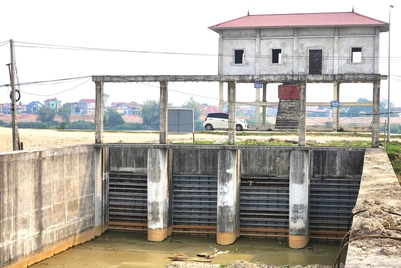 Trạm bơm trăm tỷ đồng thi c&ocirc;ng gần một thập kỷ ở Bắc Ninh bao giờ về đ&iacute;ch?- Ảnh 11.