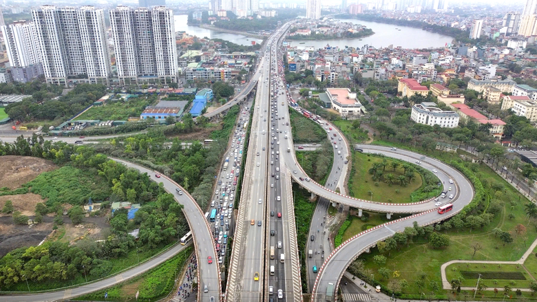 Bộ X&acirc;y dựng y&ecirc;u cầu bảo đảm giao th&ocirc;ng th&ocirc;ng suốt trong ng&agrave;y bầu cử- Ảnh 1.