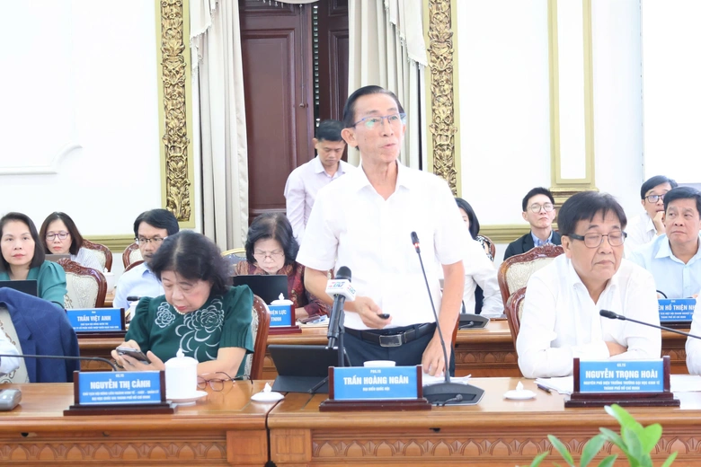 TP.HCM tìm "chìa khóa” cho mục tiêu tăng trưởng hai con số- Ảnh 2. TP.HCM tìm "chìa khóa” cho mục tiêu tăng trưởng hai con số- Ảnh 2.