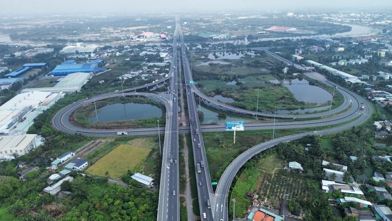 Điều g&igrave; đưa ph&iacute;a T&acirc;y TP Hồ Ch&iacute; Minh trở th&agrave;nh cực tăng trưởng mới?- Ảnh 3.