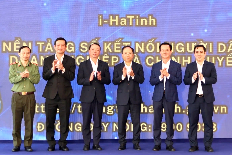 H&agrave; Tĩnh: Ra mắt ứng dụng c&ocirc;ng d&acirc;n số, t&iacute;ch hợp phản &aacute;nh hiện trường- Ảnh 1.