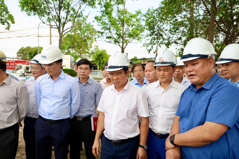 TP.HCM: Tăng tốc giải phóng mặt bằng, nỗ lực khép kín Vành đai 2- Ảnh 2. TP.HCM: Tăng tốc giải phóng mặt bằng, nỗ lực khép kín Vành đai 2- Ảnh 2.