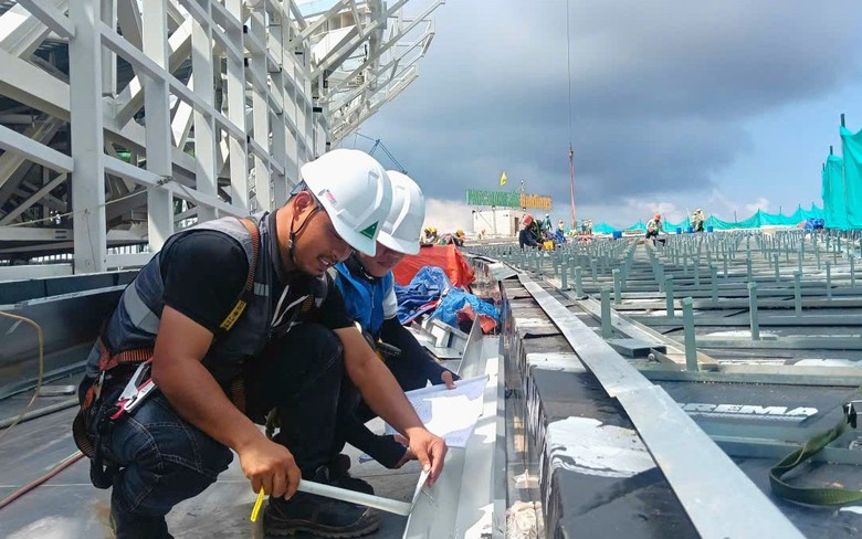 Siết an to&agrave;n lao động, hướng tới m&ocirc;i trường l&agrave;m việc bền vững