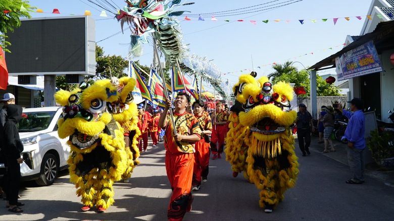 Gia Lai: Rộn ràng khai hội Chùa Bà - Cảng thị Nước Mặn- Ảnh 4. Gia Lai: Rộn ràng khai hội Chùa Bà - Cảng thị Nước Mặn- Ảnh 4.