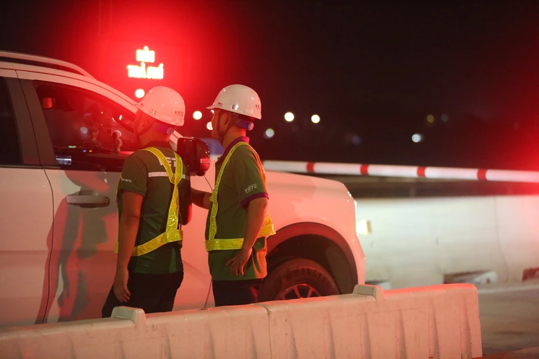 Thu ph&iacute; cao tốc từ Ninh B&igrave;nh v&agrave;o Nghệ An: Mức ph&iacute; hợp l&yacute;, lượng xe kh&ocirc;ng giảm- Ảnh 4.