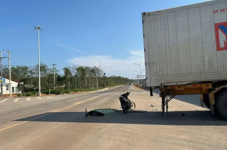 Hiện trường vụ tai nạn - Ảnh: H&agrave; Thương.