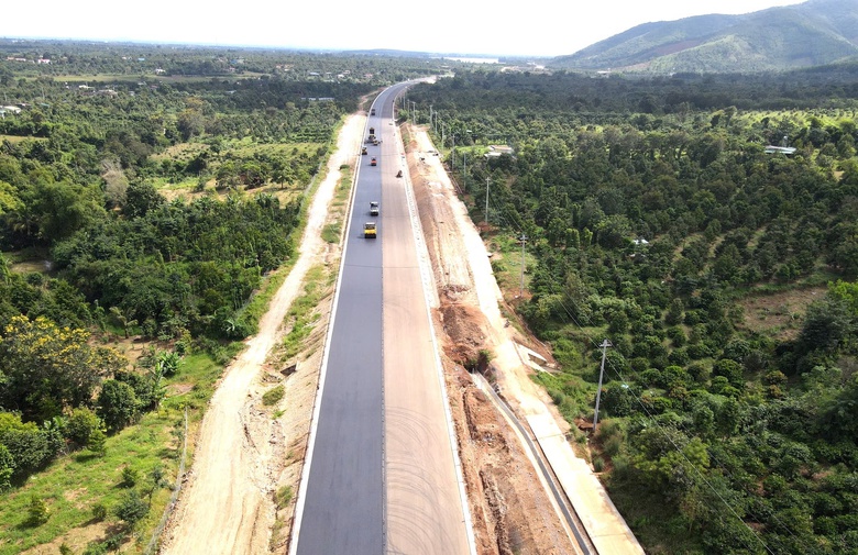 Đề xuất gần 2.600 tỷ đồng đầu tư mở rộng 23km cao tốc qua Kh&aacute;nh H&ograve;a- Ảnh 1.