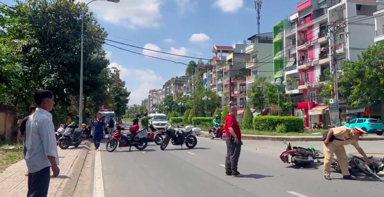 TP.HCM: Ba người thương vong sau va chạm giữa hai xe m&aacute;y- Ảnh 1.