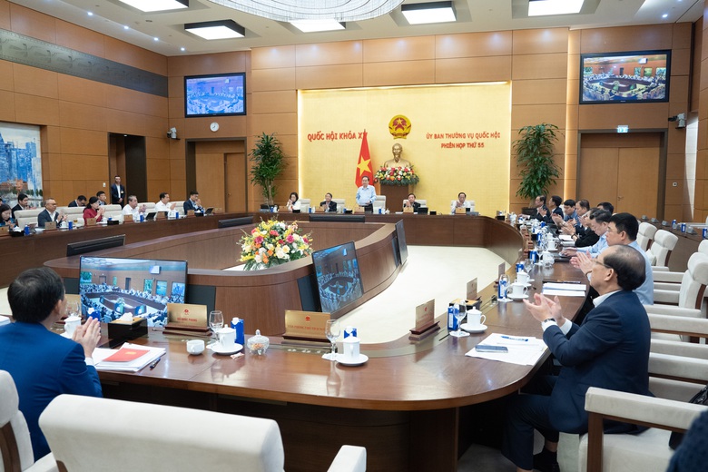 Kỳ họp thứ nhất Quốc hội kh&oacute;a XVI d&agrave;nh khoảng một tuần cho c&ocirc;ng t&aacute;c nh&acirc;n sự- Ảnh 2.