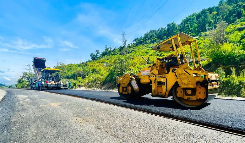 Cục Đường bộ y&ecirc;u cầu tăng tốc dự &aacute;n bảo tr&igrave; trước biến động gi&aacute; vật liệu- Ảnh 1.