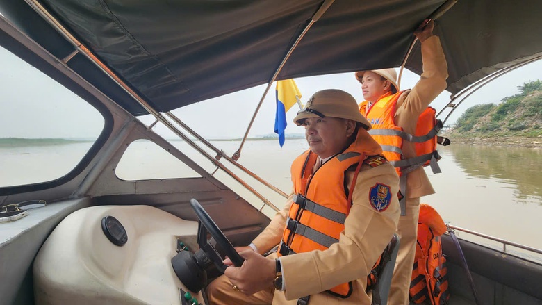 Ph&uacute; Thọ chủ động bảo đảm an to&agrave;n giao th&ocirc;ng đường thủy m&ugrave;a nước cạn- Ảnh 1.